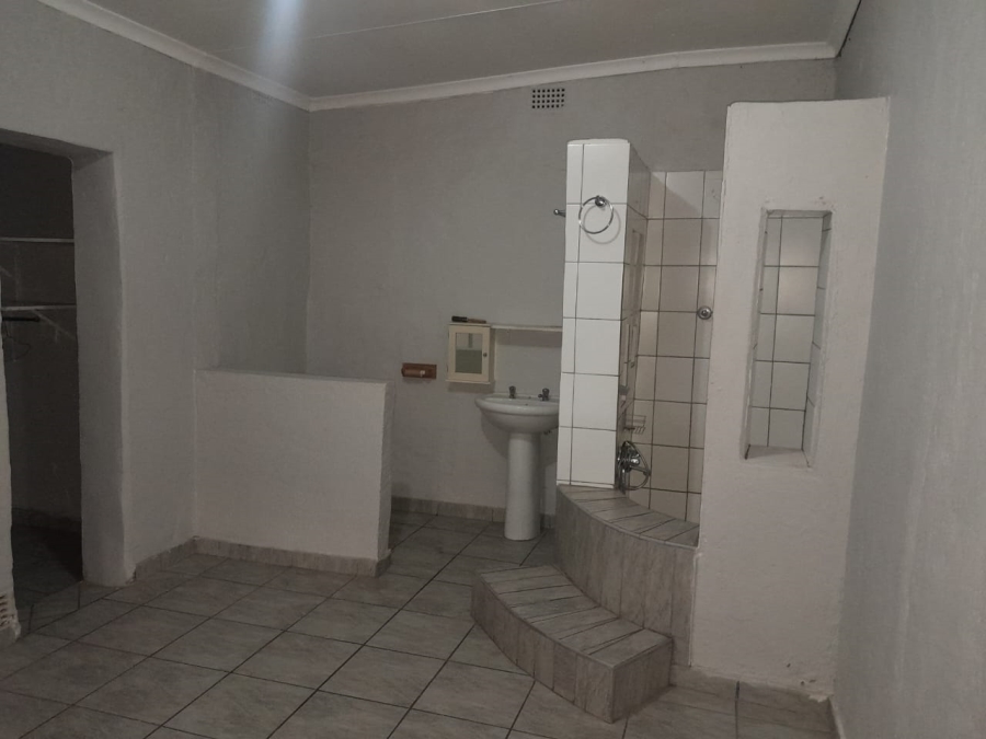 3 Bedroom Property for Sale in Geelhoutpark North West